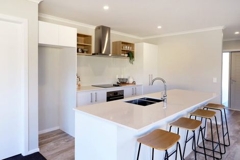 Photo of property in 42 Te Ara O Roimata, Wainuiomata, Lower Hutt, 5014