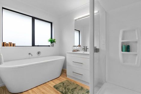 Photo of property in 4 Lambrusco Street, Te Kauwhata, 3710