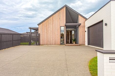 Photo of property in 68 Bayliss Drive, Kaiapoi, 7630