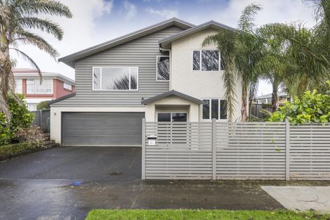 Photo of property in 48a Churchill Avenue, Hokowhitu, Palmerston North, 4410
