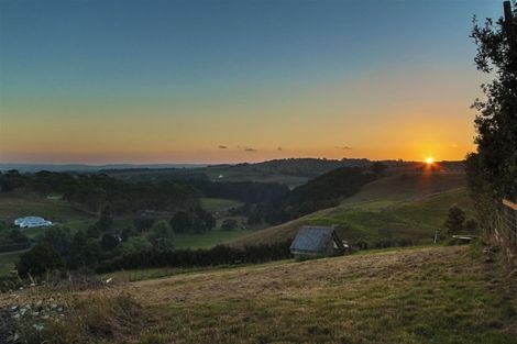 Photo of property in 325 Bald Hill Road, Waiuku, 2681