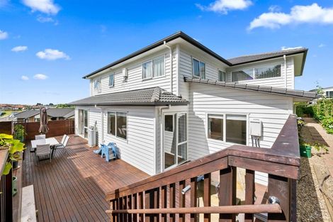 Photo of property in 52 Resolution Drive, Gulf Harbour, Whangaparaoa, 0930