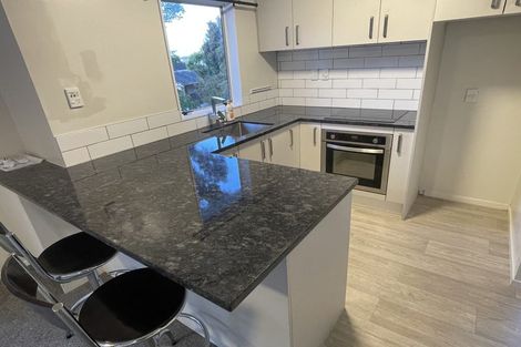 Photo of property in 1/10 Halder Place, Torbay, Auckland, 0632