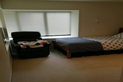 Photo of property in 2/33 Argo Drive, Half Moon Bay, Auckland, 2012
