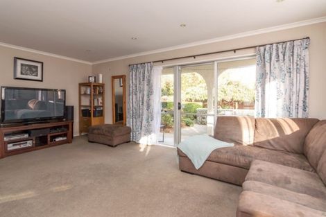 Photo of property in 17 Saturn Crescent, Milson, Palmerston North, 4414