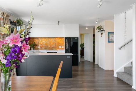 Photo of property in 21 Parerohi Grove, Kuratau, Turangi, 3381