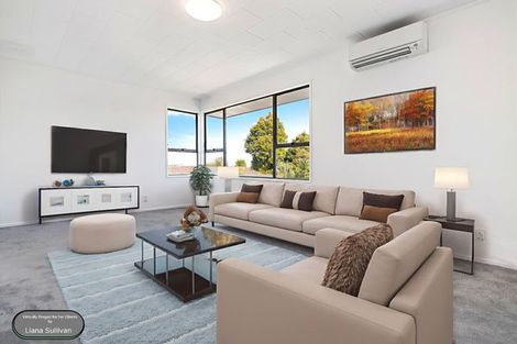 Photo of property in 24 Leaver Place, Weymouth, Auckland, 2103