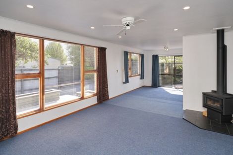 Photo of property in 3 Parsonage Road, Woodend, 7610