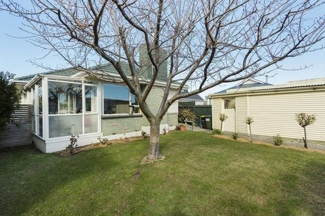 Photo of property in 127 Bay View Road, South Dunedin, Dunedin, 9012