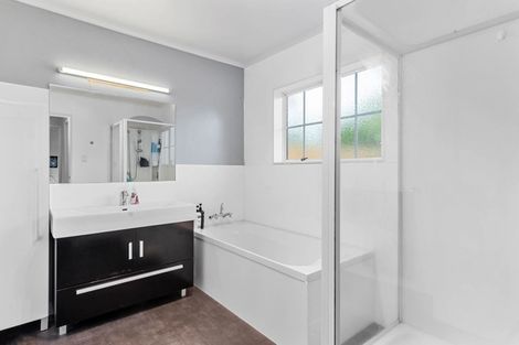 Photo of property in 22 Tumene Drive, Owhata, Rotorua, 3010