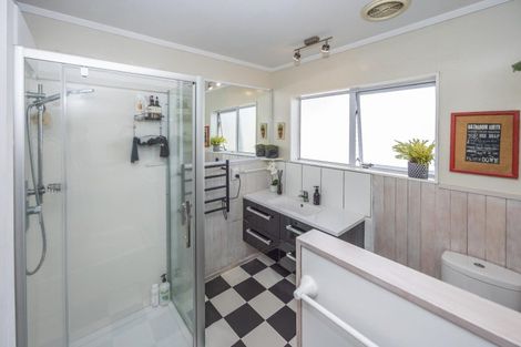 Photo of property in 9 Seddon Road, Frankton, Hamilton, 3204