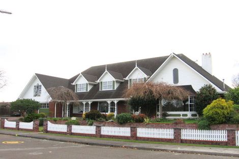 Photo of property in 50 Waterloo Crescent, Hokowhitu, Palmerston North, 4410