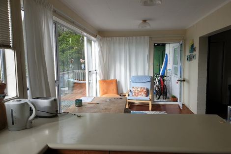 Photo of property in 54 Mana View Road, Paremata, Porirua, 5026