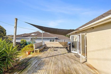 Photo of property in 6 Glengarry Road, Glen Eden, Auckland, 0602