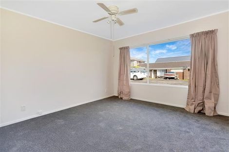 Photo of property in 1/5 Ryburn Road, Mount Wellington, Auckland, 1062