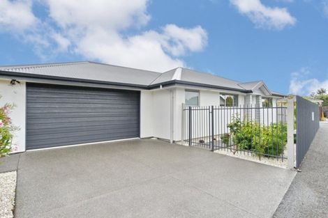 Photo of property in 1/28 Kirsten Place, Parklands, Christchurch, 8083