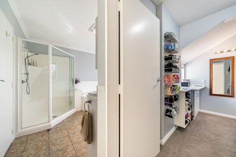 Photo of property in 77 Sunbrae Drive, Silverstream, Upper Hutt, 5019