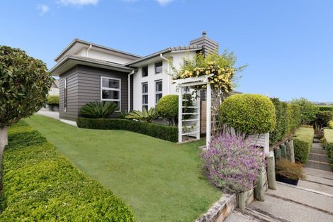 Photo of property in 16 Rexford Heights, Pyes Pa, Tauranga, 3112