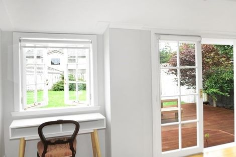 Photo of property in 63 Godley Road, Green Bay, Auckland, 0604