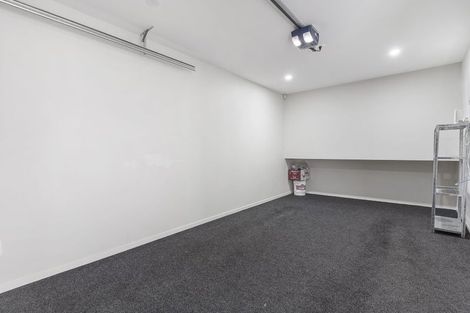 Photo of property in 21c Cherry Tree Place, Massey, Auckland, 0614