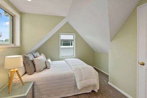 Photo of property in 43 Memorial Avenue, Ilam, Christchurch, 8053