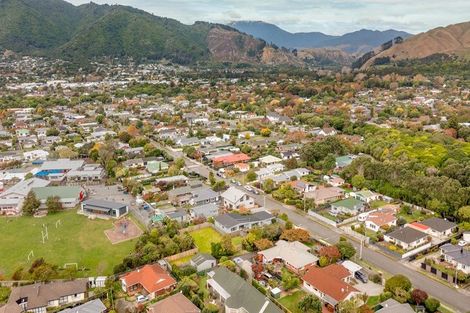 Photo of property in 11 Rimu Street, Waikanae, 5036