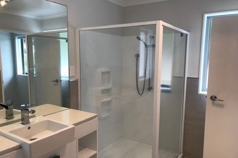 Photo of property in 55 Mackay Drive, Greenhithe, Auckland, 0632