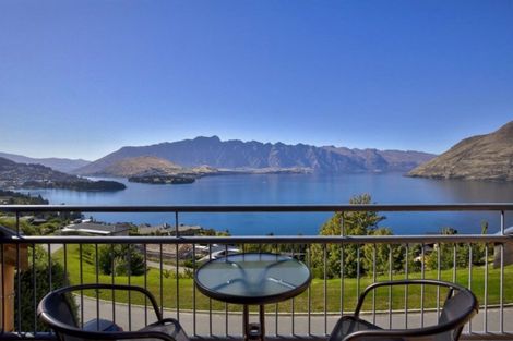 Photo of property in 8 Chandler Lane, Fernhill, Queenstown, 9300
