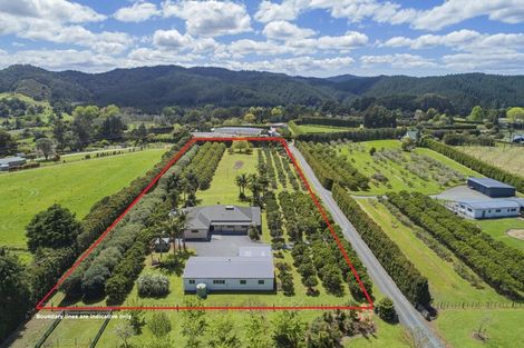 Photo of property in 21 Richards Road, Kauri, Kamo, 0185
