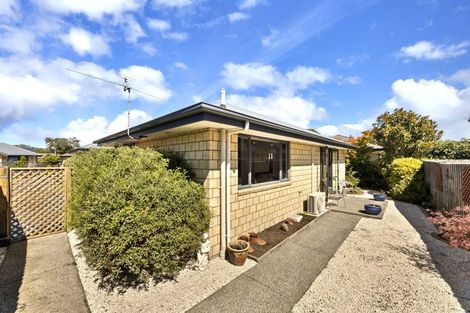 Photo of property in 2a Ferndown Lane, Bromley, Christchurch, 8062