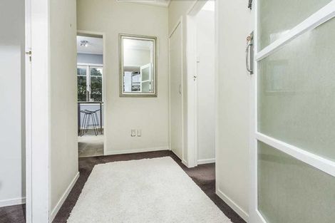 Photo of property in 78a Lake Road, Narrow Neck, Auckland, 0624