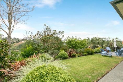 Photo of property in 73 Hikanui Drive, Havelock North, 4130