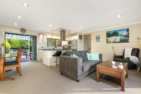 Photo of property in 8a Pelorus Street, Welcome Bay, Tauranga, 3112
