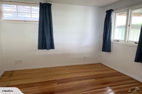 Photo of property in 15a Joan Street, Point Chevalier, Auckland, 1022