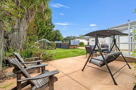 Photo of property in 15 Cleveland Street, Edgeware, Christchurch, 8013