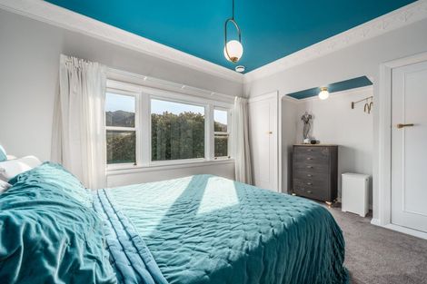 Photo of property in 28 Handyside Street, Tawa, Wellington, 5028