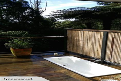 Photo of property in 2 Opou Road, Titirangi, Auckland, 0604