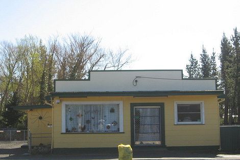 Photo of property in 3 Station Road, Marton, 4710