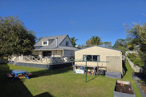 Photo of property in 107 Rimu Place, Matarangi, Whitianga, 3592