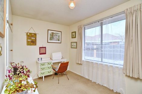 Photo of property in 2/7 Cassidy Place, Belfast, Christchurch, 8051