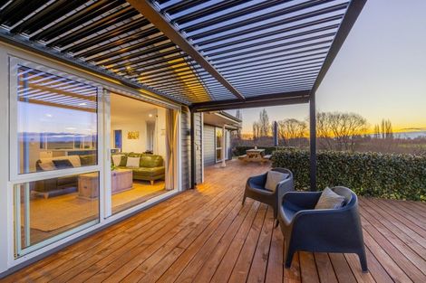 Photo of property in 372 Maharakeke Road, Waipukurau, 4281