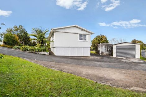Photo of property in 24 Weza Lane, Kumeu, 0810