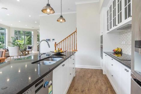 Photo of property in 47 Blacks Road, Greenhithe, Auckland, 0632