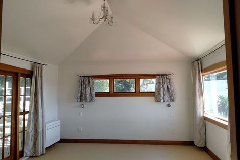 Photo of property in 112 Grafton Road, Roseneath, Wellington, 6011