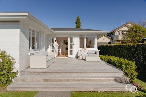 Photo of property in 48b Ngatai Road, Otumoetai, Tauranga, 3110