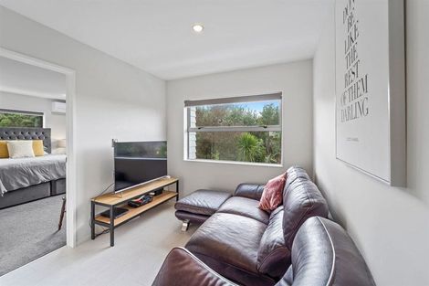 Photo of property in 18 Bella Vista Drive, Gulf Harbour, Whangaparaoa, 0930