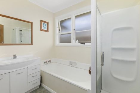 Photo of property in 23 Holyoake Crescent, Avalon, Lower Hutt, 5011