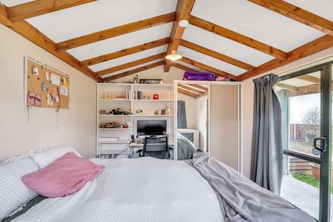 Photo of property in 8 Bampton Street, Dallington, Christchurch, 8061