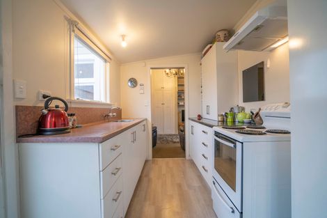 Photo of property in 128 Avon Road, Clifton, Invercargill, 9812