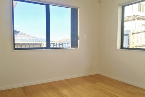 Photo of property in 20 Chieftain Rise, Goodwood Heights, Auckland, 2105